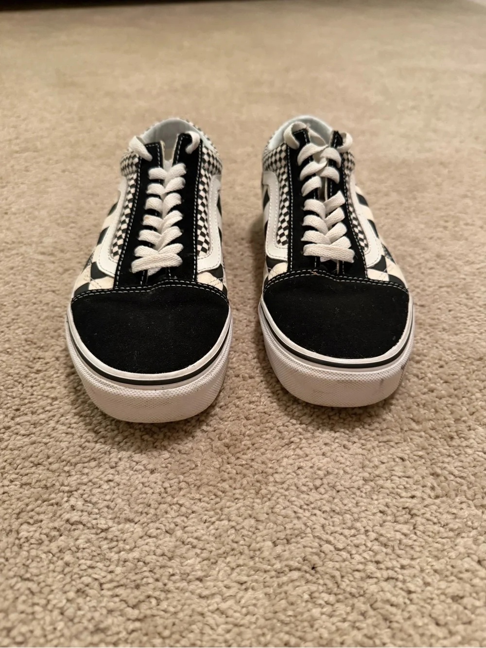 Vans Old Skool Checkerboard sneakers in black and white Men’s 6.5 Women’s 8.0